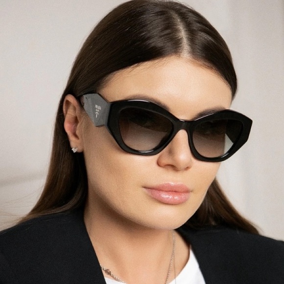 NEW PRADA PR07YSF 1AB0A7 WOMEN'S SUNGLASSES PRADA PR 07YS PRADA SPR 07Y BLACK - Picture 1 of 12